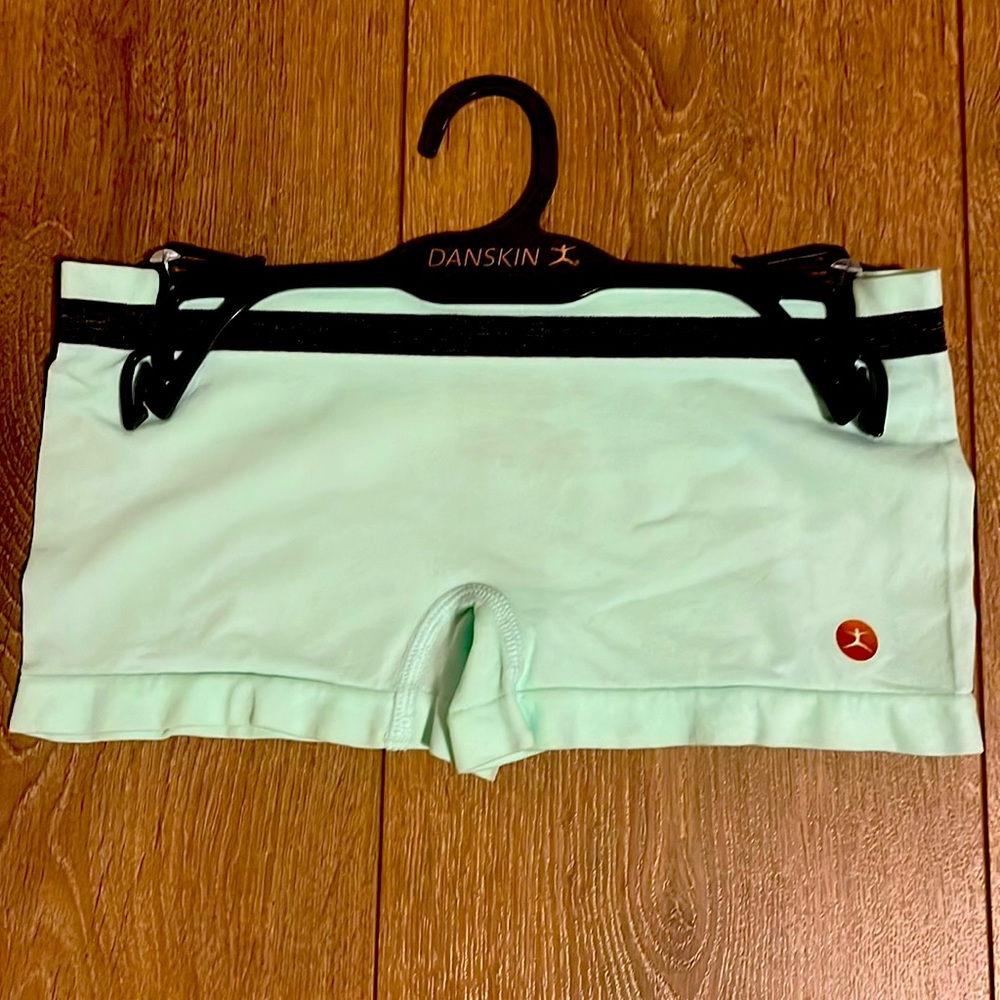 Brand New Danskin girls shorts 12-14